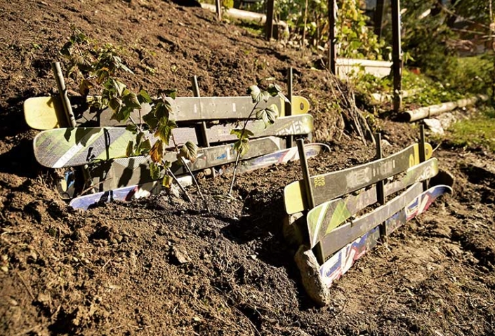 Terrasses de jardin réalisées avec des skis